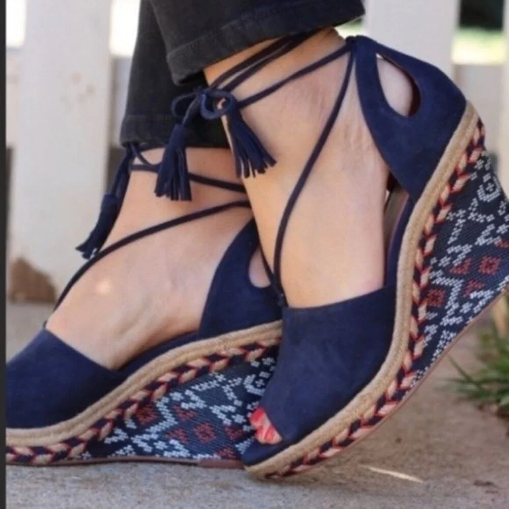 Cabi Isla Wedges Espadrille Sandal Blue Suede  6M